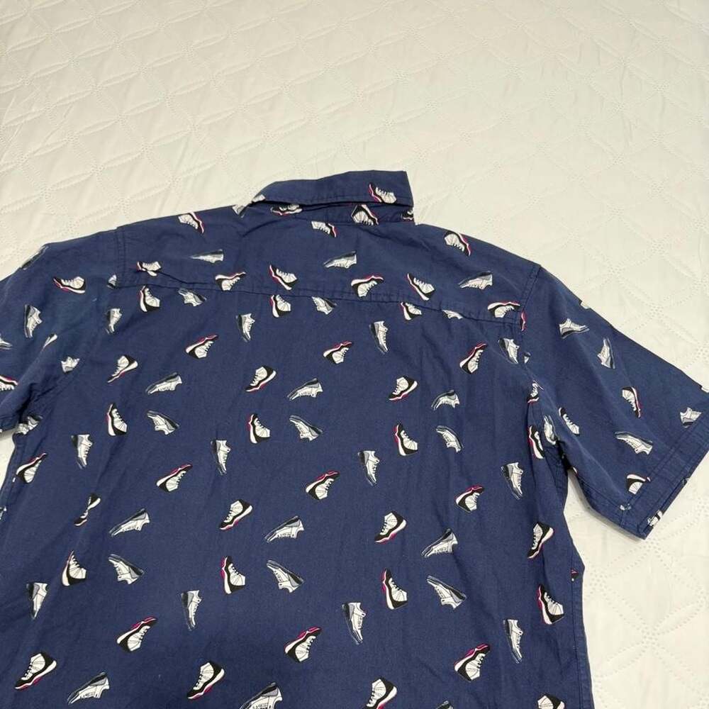 P & K Cuff Herald Square Sneaker Print Short Sleeve Button-Up Shirt XL